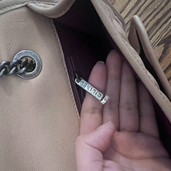 CHANEL Medium French Riviera Flap Bag - Picture 3 of 8